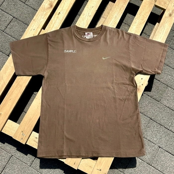 Studio Archive Swoosh